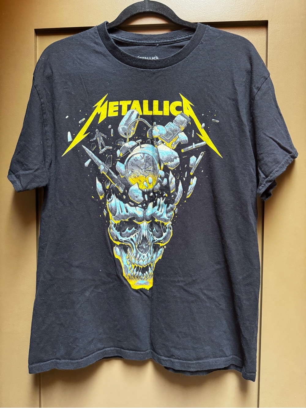 Metallica M72 World Tour shirt women’s large